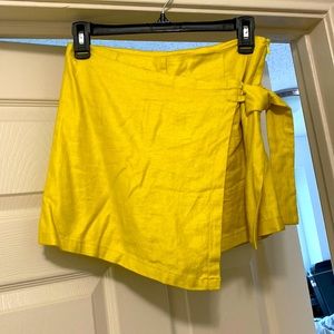 Side tie skort